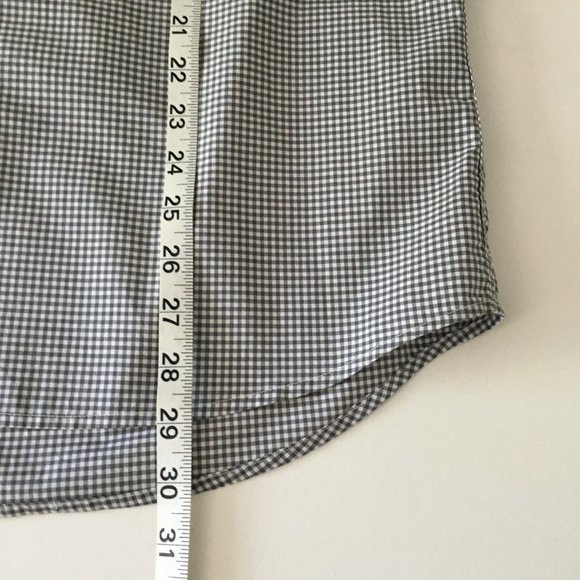 Uniqlo Mens Button Down Casual Shirt Checker Front Pocket Size M Grey - Picture 11 of 12